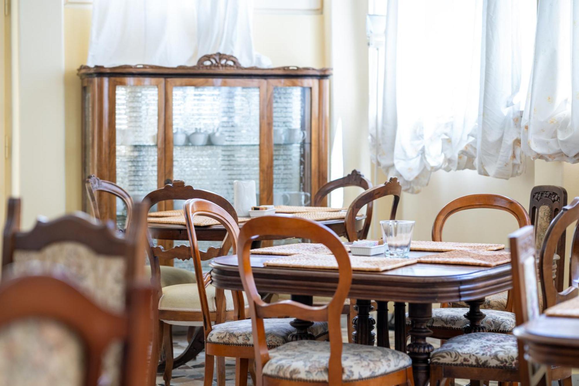 La Locanda Del Geco Марина-ди-Пьетрасанта Экстерьер фото